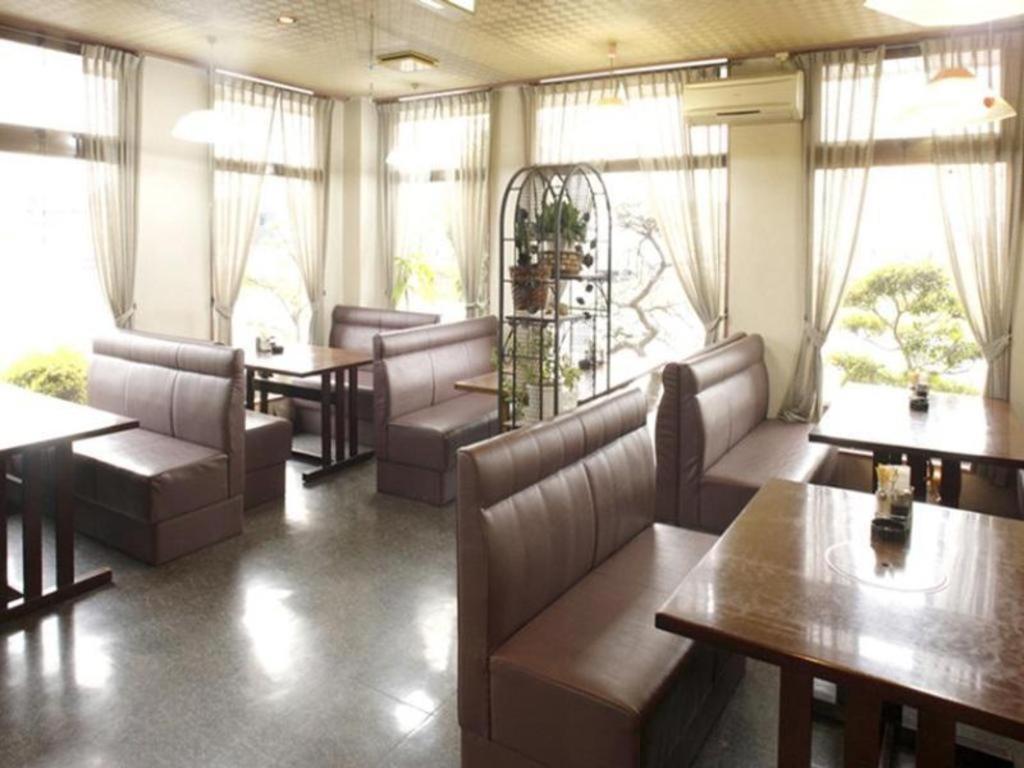 Business Hotel Kurama Hikone Eksteriør billede
